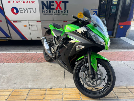 Kawasaki NinjA 300