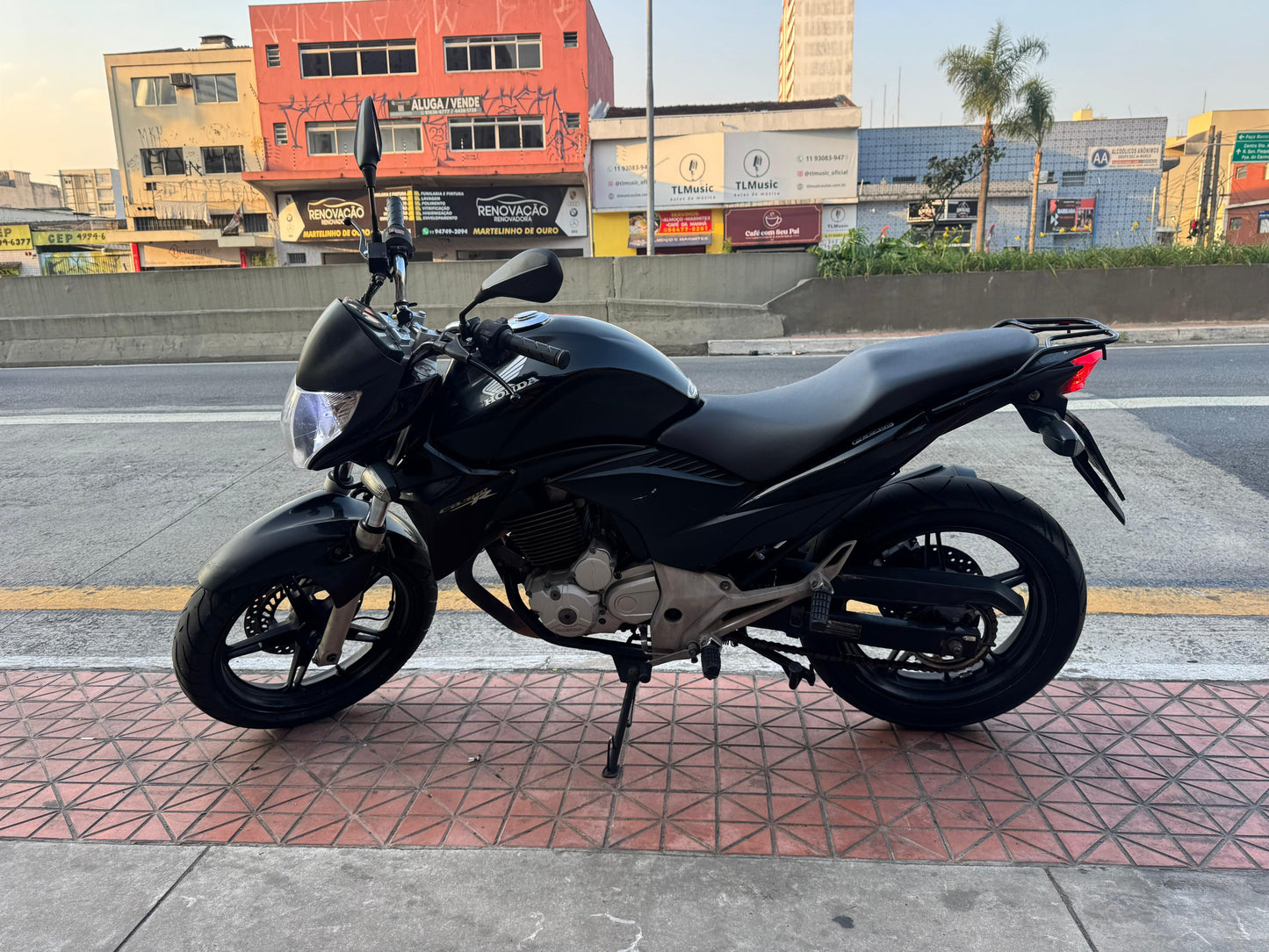 Honda CB300R