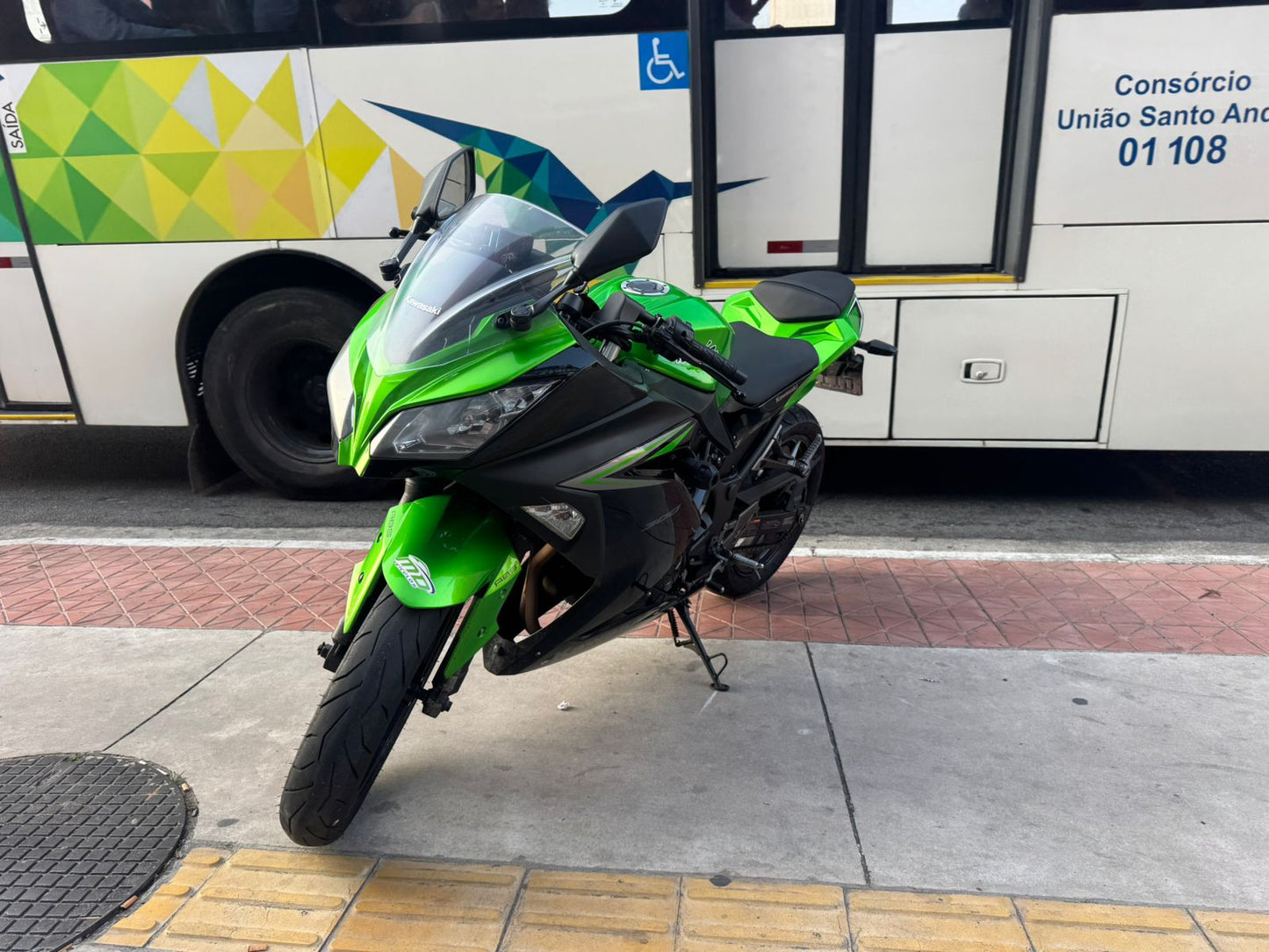 Kawasaki NinjA 300